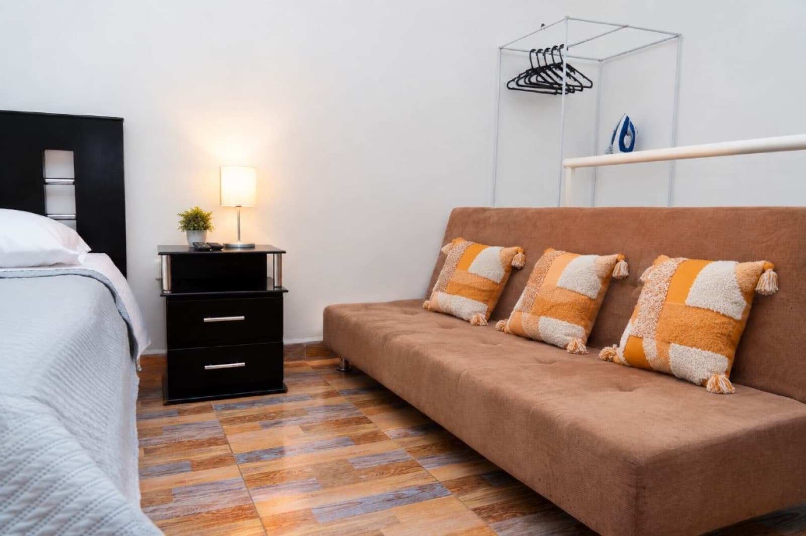 LOFTHOUSE 14 — interior